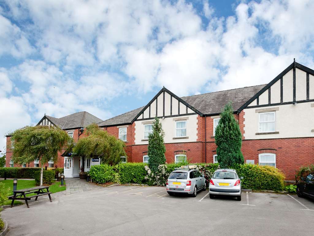 Travelodge Warrington Lowton Exteriér fotografie